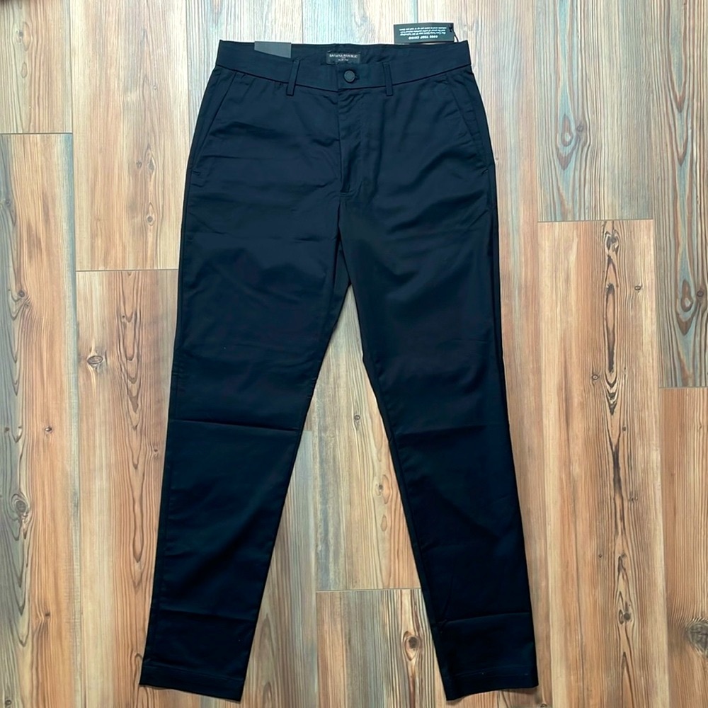 Banana Republic Core Temp Chino Slim NWT Black 31x32